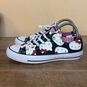Hello Kitty x Converse Chuck Taylor All Star Ox Women’s size 8 shoes 162947C